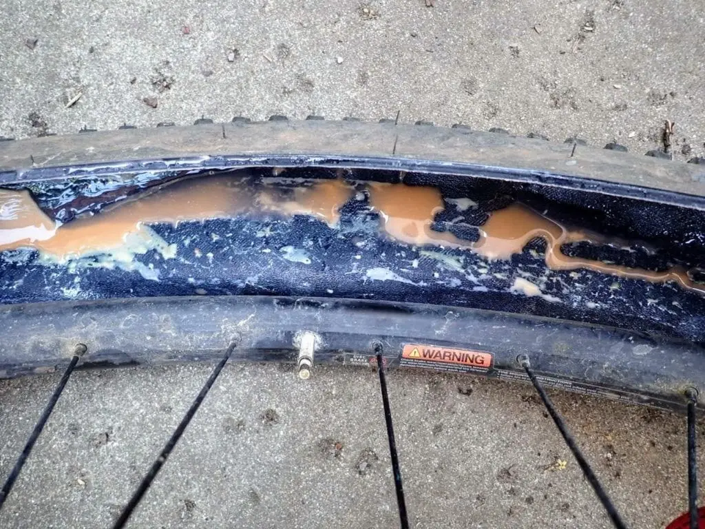 Installing Tubeless Tires Learn From My Mistakes Exploring Wild